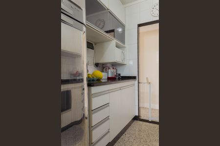 Apartamento à venda com 70m², 3 quartos e 2 vagasCozinha