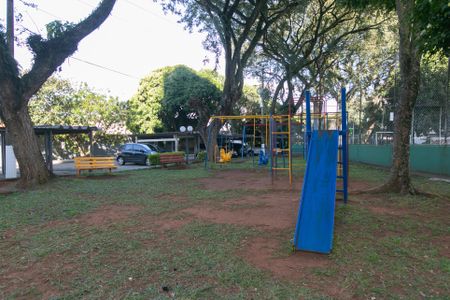 Apartamento para alugar com 60m², 2 quartos e 1 vaga Apartamento para alugar com 60m², 2 quartos e 1 vagaÁrea comum - Playground