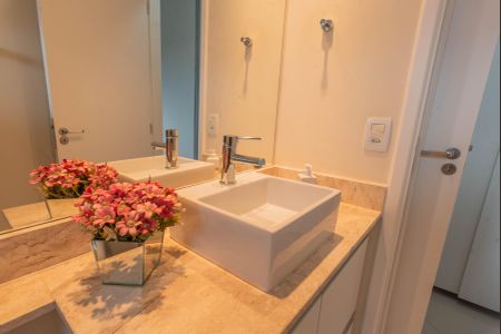 Apartamento à venda com 137m², 3 quartos e 3 vagasBanheiro da Suíte 1