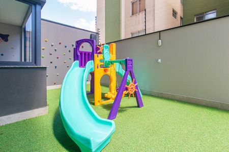 Apartamento para alugar com 92m², 2 quartos e 2 vagasÁrea comum - Playground