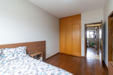 Apartamento à venda com 120m², 3 quartos e 2 vagasQuarto 3