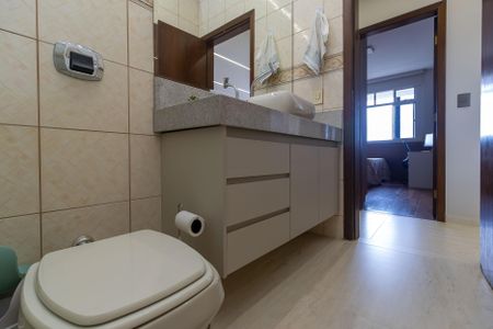 Apartamento à venda com 120m², 3 quartos e 2 vagasBanheiro Social