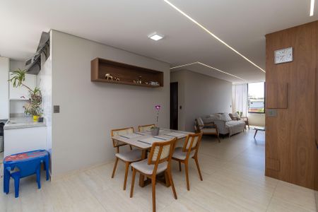 Apartamento à venda com 120m², 3 quartos e 2 vagasCozinha