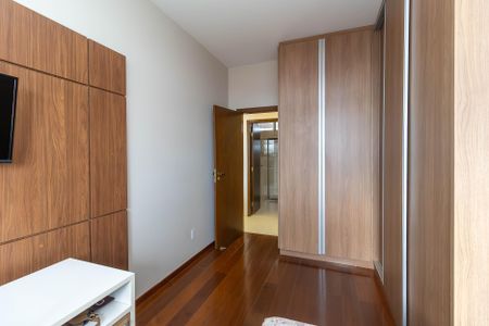 Apartamento à venda com 120m², 3 quartos e 2 vagasQuarto 1