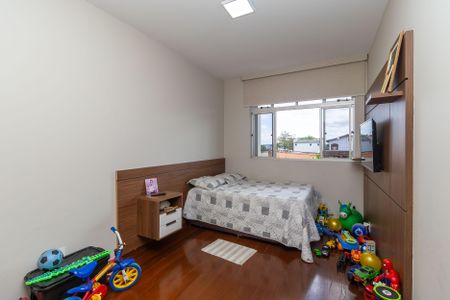 Apartamento à venda com 120m², 3 quartos e 2 vagasQuarto 2