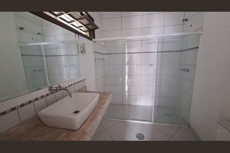Casa para alugar com 474m², 2 quartos e 4 vagas