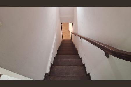 Casa para alugar com 474m², 2 quartos e 4 vagas