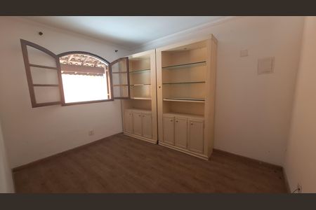 Casa para alugar com 474m², 2 quartos e 4 vagas