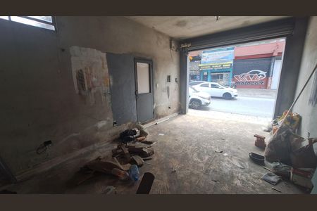 Casa para alugar com 474m², 2 quartos e 4 vagas