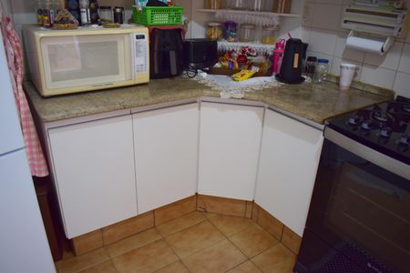 Casa para alugar com 250m², 3 quartos e 3 vagasCozinha - Armários