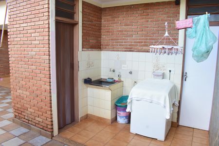 Casa para alugar com 250m², 3 quartos e 3 vagasÁrea de Serviço