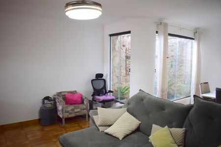 Casa para alugar com 250m², 3 quartos e 3 vagasSala