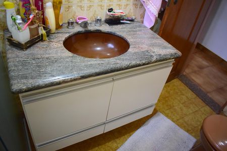 Casa para alugar com 250m², 3 quartos e 3 vagasBanheiro