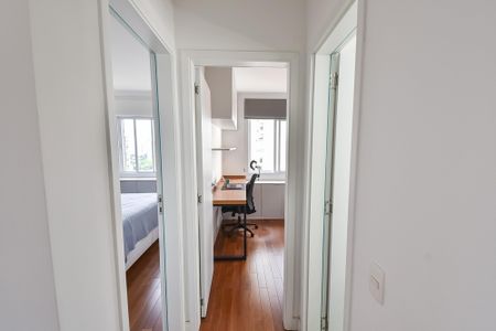 Apartamento à venda com 57m², 2 quartos e 1 vaga Apartamento à venda com 57m², 2 quartos e 1 vagaCorredor