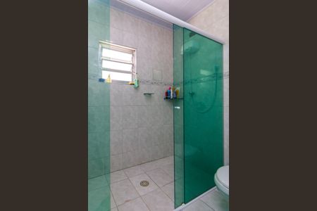 Casa à venda com 213m², 4 quartos e 4 vagasBanheiro 1