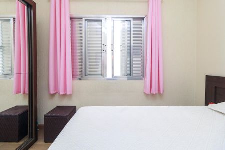 Casa à venda com 213m², 4 quartos e 4 vagasQuarto 3