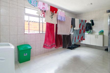 Casa à venda com 213m², 4 quartos e 4 vagasÁrea de Serviço