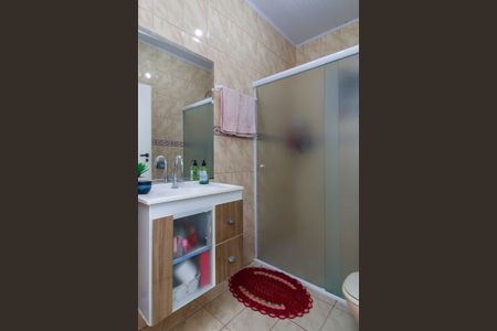 Casa à venda com 213m², 4 quartos e 4 vagasBanheiro 2