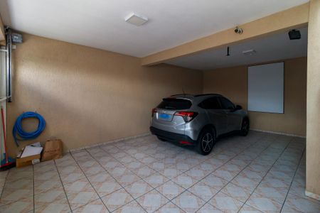 Casa à venda com 213m², 4 quartos e 4 vagasGaragem
