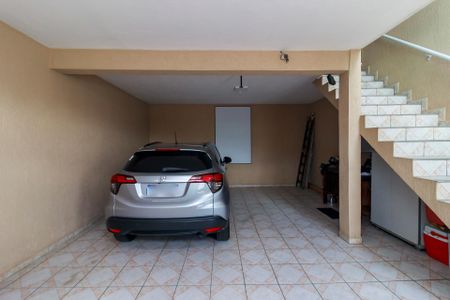 Casa à venda com 213m², 4 quartos e 4 vagasGaragem