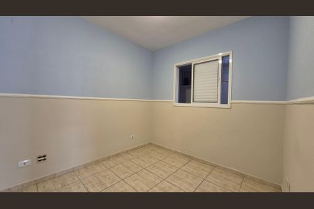 Quarto de apartamento para alugar com 2 quartos, 40m² em Vila Mazzei, Santo André