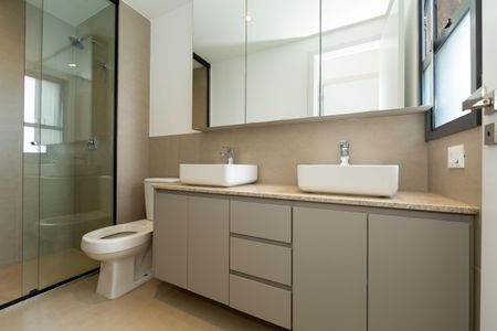 Apartamento para alugar com 76m², 2 quartos e 2 vagasBANHEIRO2