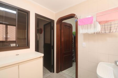 Apartamento para alugar com 183m², 4 quartos e 2 vagasÁrea de Serviço