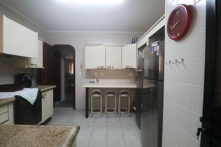 Apartamento para alugar com 183m², 4 quartos e 2 vagasCozinha