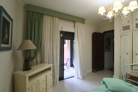 Apartamento para alugar com 183m², 4 quartos e 2 vagasQuarto Suíte 2