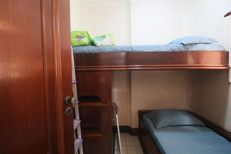 Apartamento para alugar com 183m², 4 quartos e 2 vagasQuarto de Serviço