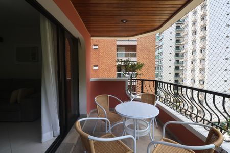 Apartamento para alugar com 183m², 4 quartos e 2 vagasVaranda