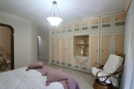 Apartamento para alugar com 183m², 4 quartos e 2 vagasQuarto Suíte