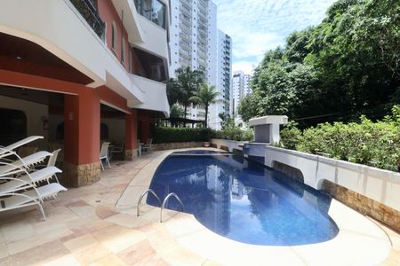 Apartamento para alugar com 183m², 4 quartos e 2 vagasÁrea comum - Piscina