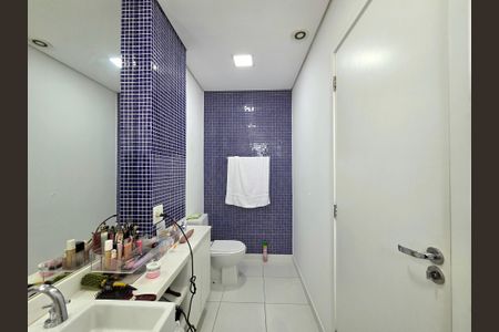 Apartamento à venda com 70m², 1 quarto e 1 vagaBanheiro da Suíte