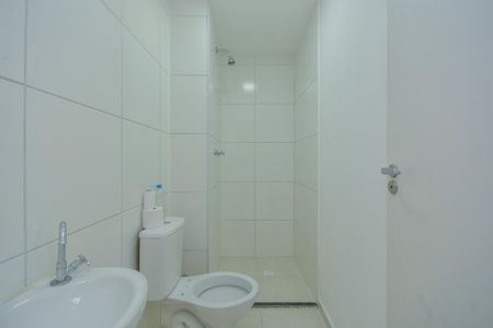Apartamento para alugar com 35m², 2 quartos e sem vaga Apartamento para alugar com 35m², 2 quartos e sem vagaBanheiro