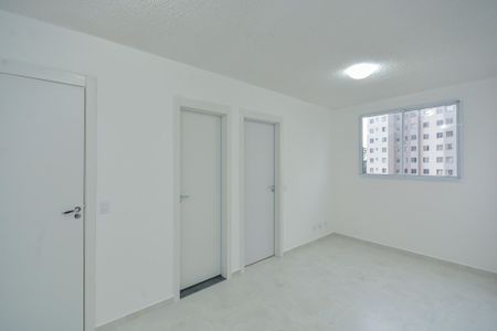 Sala de apartamento para alugar com 2 quartos, 35m² em Usina Piratininga, São Paulo