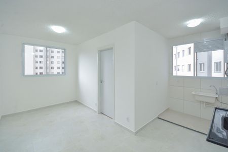 Sala de apartamento para alugar com 2 quartos, 35m² em Usina Piratininga, São Paulo