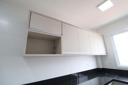 Apartamento para alugar com 72m², 2 quartos e 2 vagasCozinha