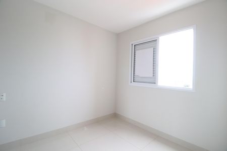 Apartamento para alugar com 72m², 2 quartos e 2 vagasQuarto 2 - Suíte