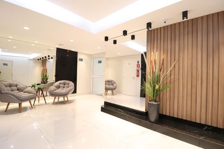 Apartamento para alugar com 72m², 2 quartos e 2 vagasHall social