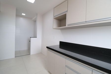 Apartamento para alugar com 72m², 2 quartos e 2 vagasCozinha