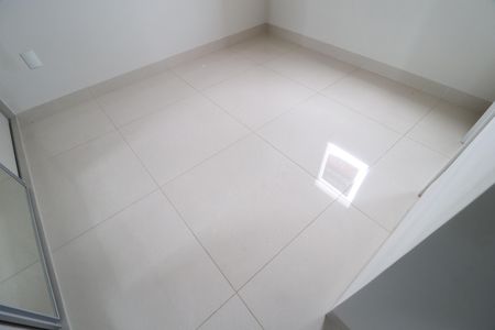 Quarto 2 - Suíte de apartamento para alugar com 2 quartos, 72m² em Santa Mônica, Uberlândia