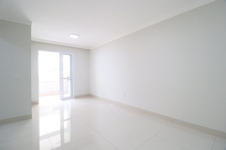 Apartamento para alugar com 72m², 2 quartos e 2 vagasSala