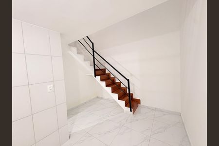 Sala de kitnet/studio para alugar com 1 quarto, 36m² em Jardim das Palmeiras, Várzea Paulista