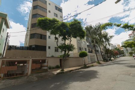Apartamento à venda com 61m², 2 quartos e 2 vagas