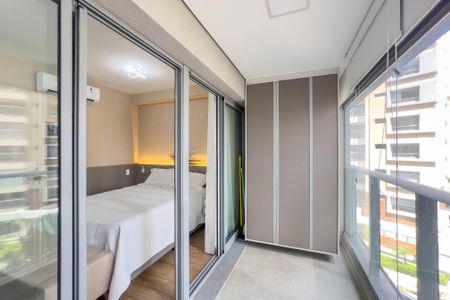 Varanda de kitnet/studio à venda com 1 quarto, 27m² em Vila Mariana, São Paulo