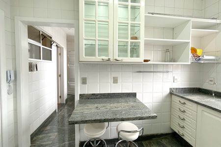 Apartamento para alugar com 95m², 3 quartos e 3 vagasCozinha