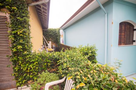 Casa à venda com 140m², 3 quartos e 1 vaga Casa à venda com 140m², 3 quartos e 1 vagaVaranda