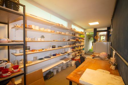 Casa à venda com 140m², 3 quartos e 1 vaga Casa à venda com 140m², 3 quartos e 1 vagaGaragem / Ateliê