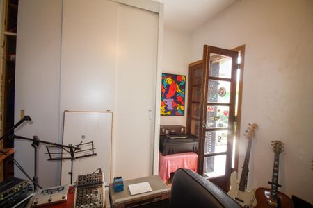 Casa à venda com 140m², 3 quartos e 1 vaga Casa à venda com 140m², 3 quartos e 1 vagaQuarto 3